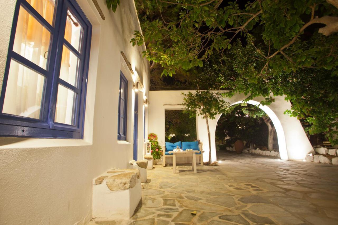 Naxian Queen Luxury Villas & Suites Agia Anna  Exterior foto